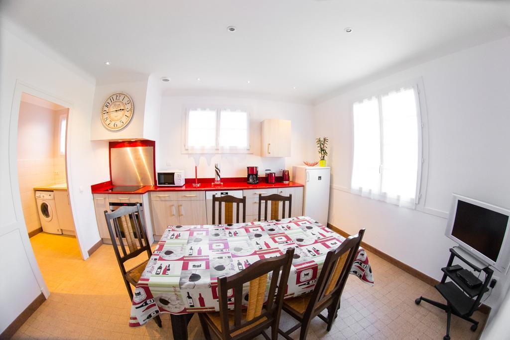 Salies-de-Béarn Appartements - Chez Alice מראה חיצוני תמונה